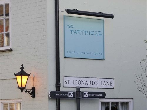 The Partridge Inn Wine Bar & Restaurant Wallingford Exterior photo